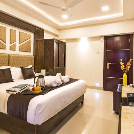 Отель Fabexpress Annex Executive Andheri East Мумбаи Экстерьер фото