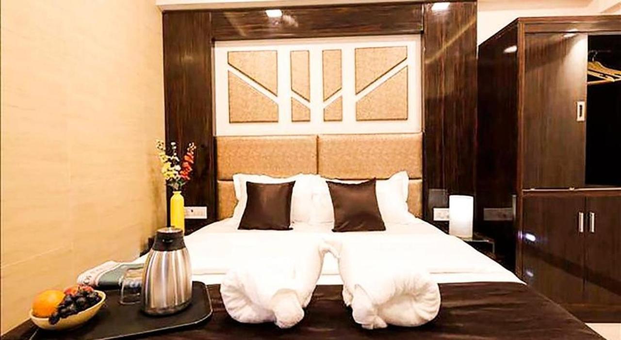 Отель Fabexpress Annex Executive Andheri East Мумбаи Экстерьер фото