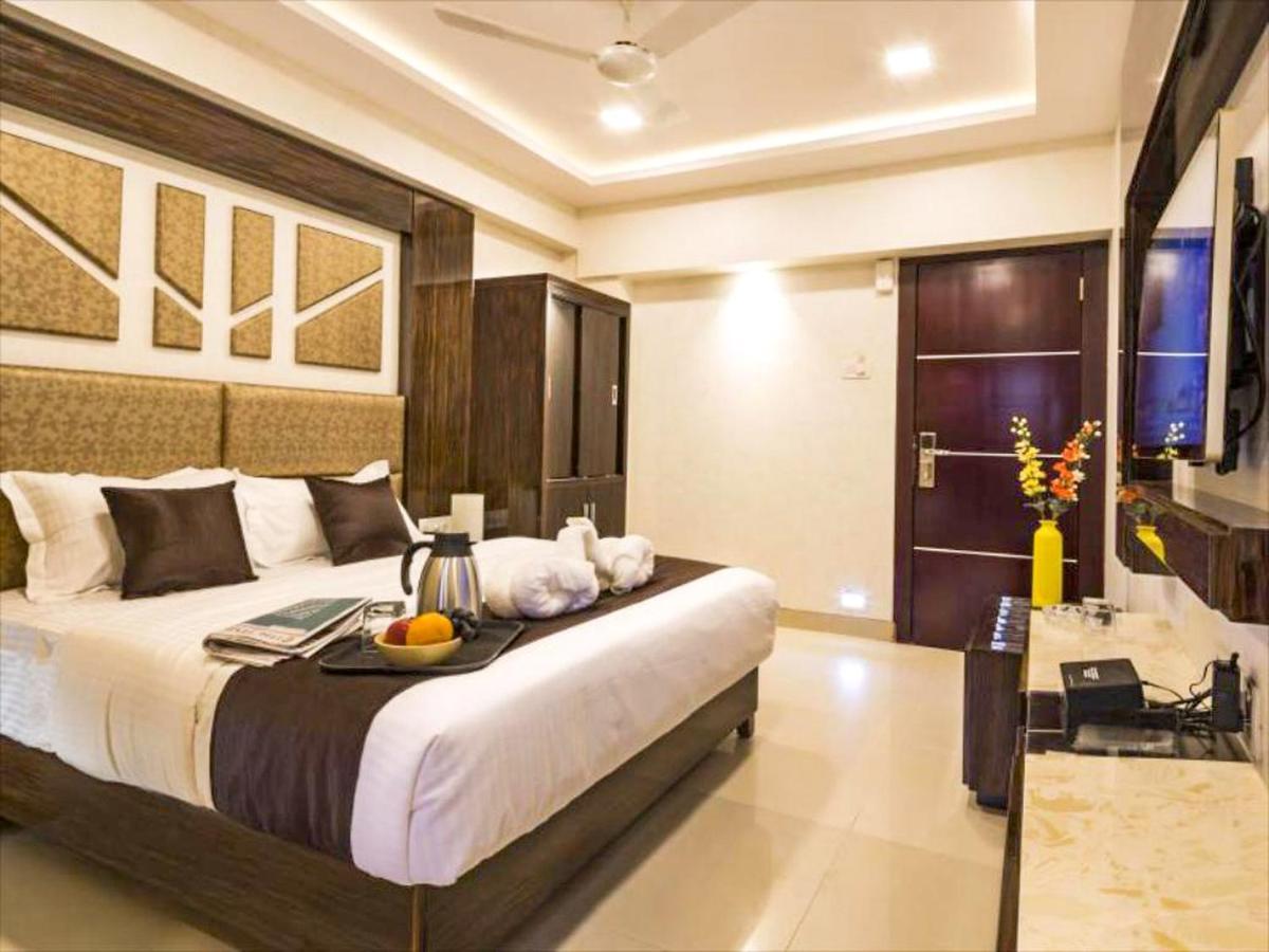 Отель Fabexpress Annex Executive Andheri East Мумбаи Экстерьер фото
