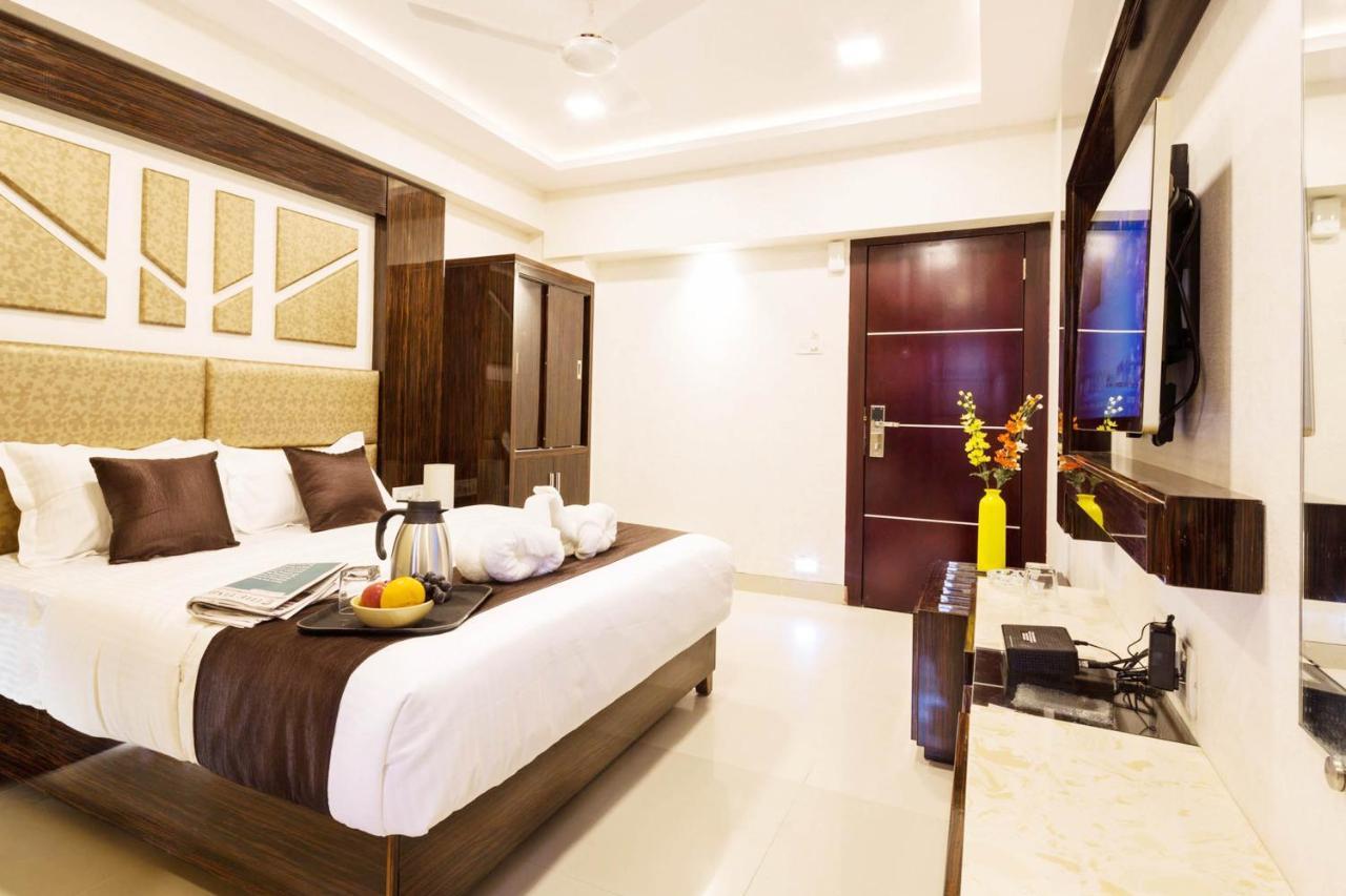 Отель Fabexpress Annex Executive Andheri East Мумбаи Экстерьер фото