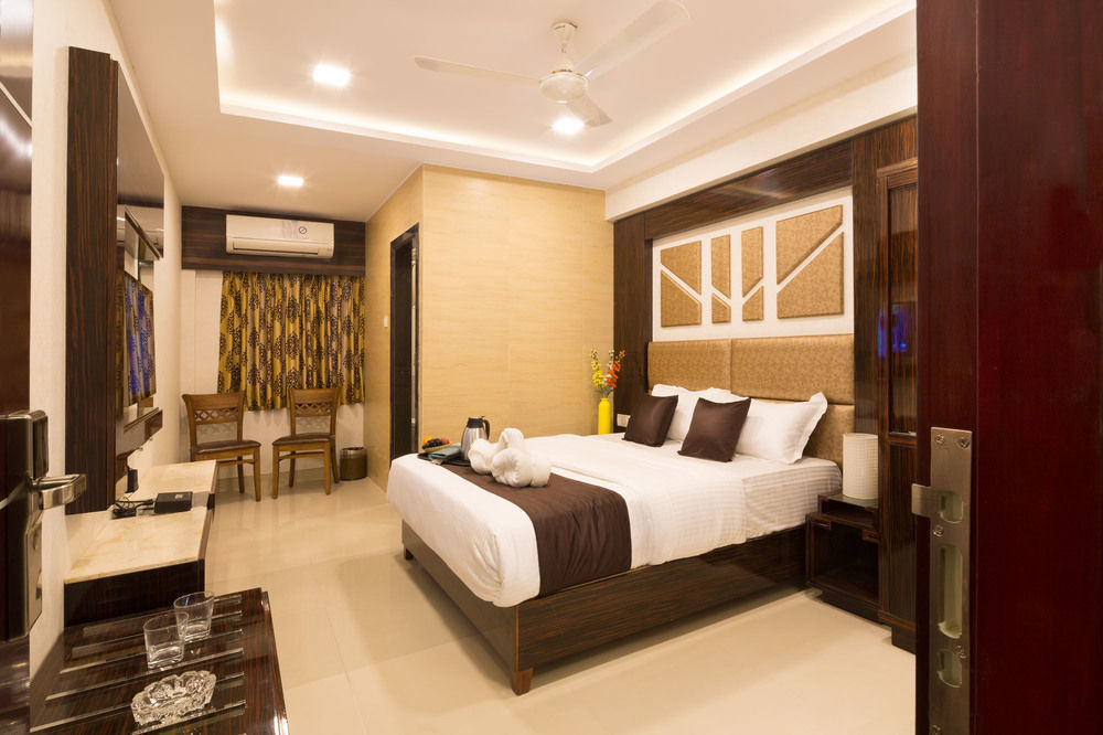 Отель Fabexpress Annex Executive Andheri East Мумбаи Экстерьер фото