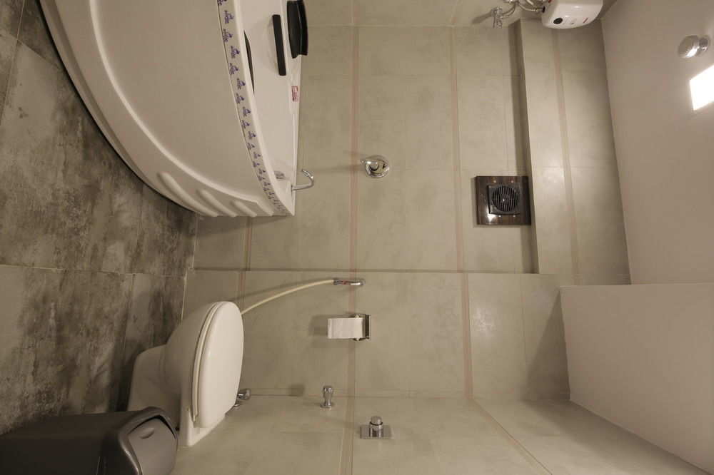 Отель Fabexpress Annex Executive Andheri East Мумбаи Экстерьер фото
